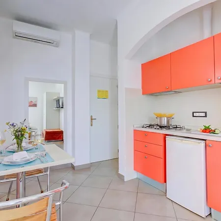 Apartment Seaview Pool Retreat - Il Poggio *