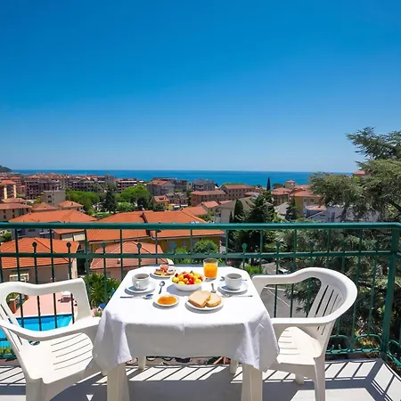 Apartment Seaview Pool Retreat - Il Poggio Marina dʼAndora