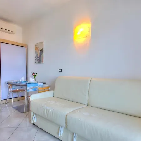 Seaview Pool Retreat - Il Poggio Apartment Marina dʼAndora