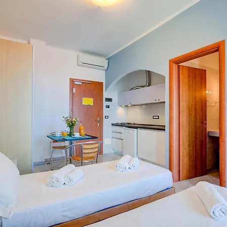 Seaview Pool Retreat - Il Poggio Apartment